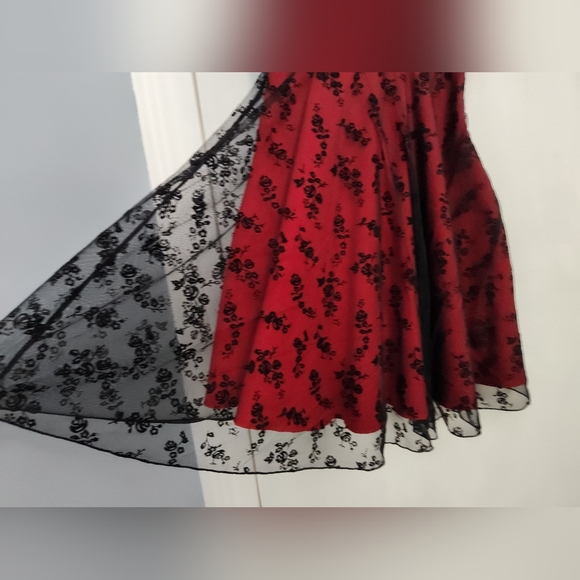 Voodoo Vixen Dress - Picture 5 of 12